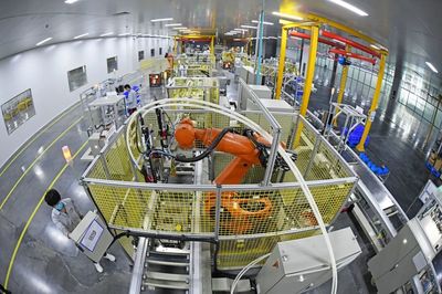 以云為基 以數(shù)為翼 武漢經(jīng)開(kāi)區(qū)加快建設(shè)&ldquo;未來(lái)工廠&rdquo;