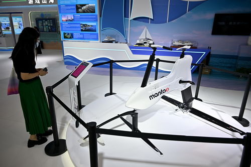 國產(chǎn)科技產(chǎn)品亮相消博會(huì) 創(chuàng)新引領(lǐng)消費(fèi)新趨勢(shì)